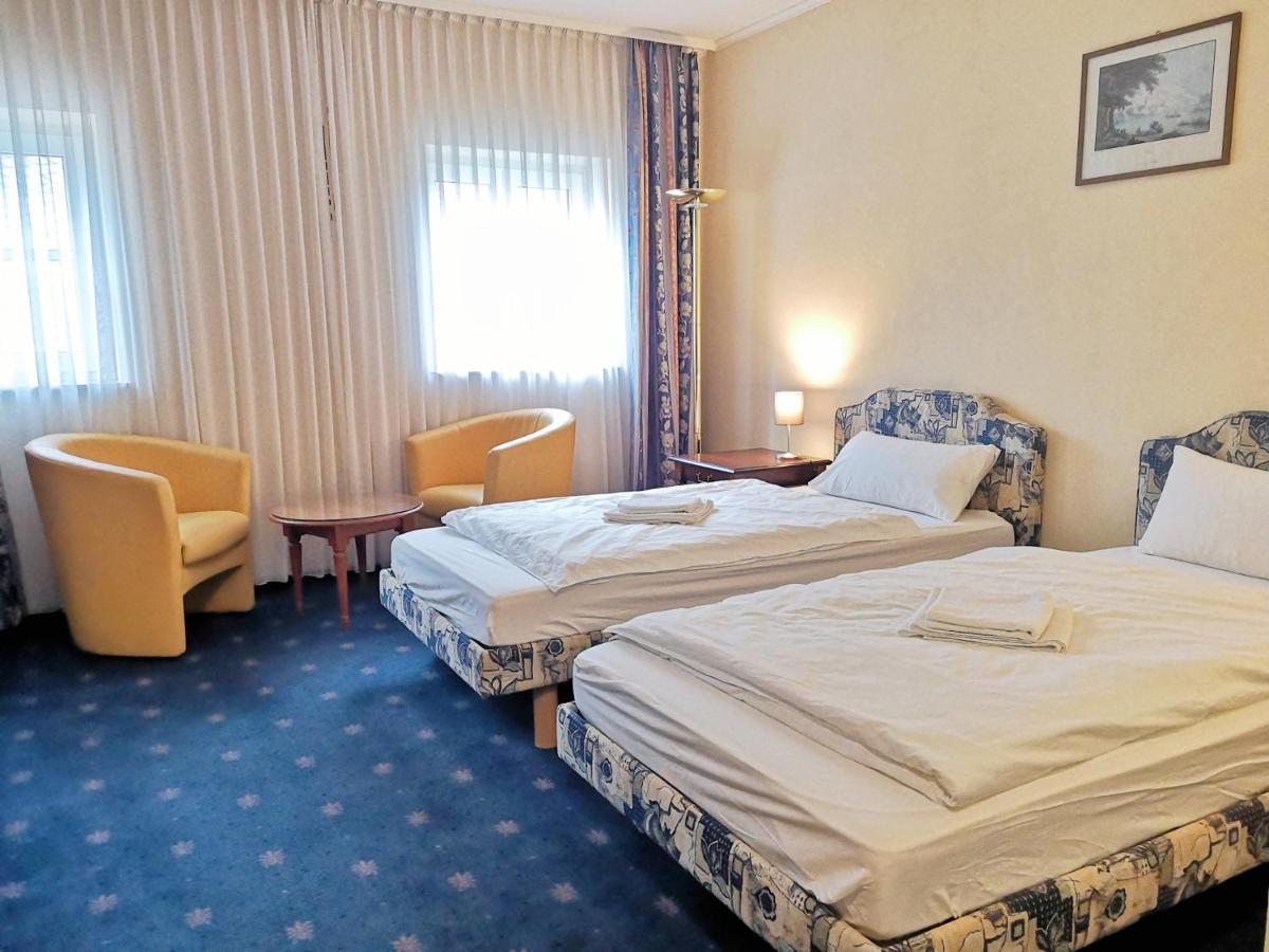 Landhotelullrich Baumholder Eksteriør bilde